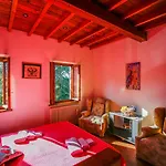 Casolare Oltre Il Cielo With Swimming Pool 3* Поркари