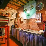 Casolare Oltre Il Cielo With Swimming Pool 3* Поркари