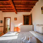 Отель Casolare Oltre Il Cielo With Swimming Pool 3*