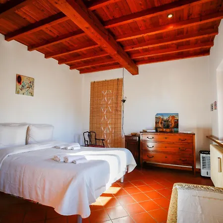 Casolare Oltre Il Cielo With Swimming Pool Hotel Porcari