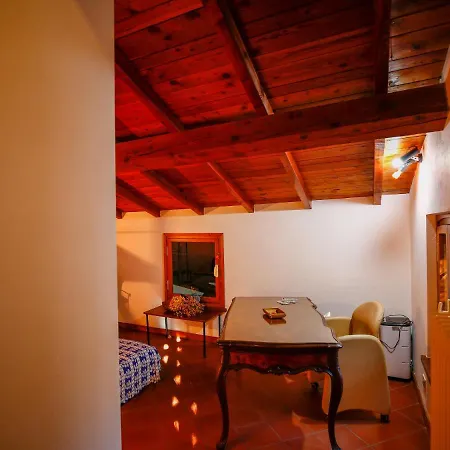 Hotel Casolare Oltre Il Cielo With Swimming Pool 3*
